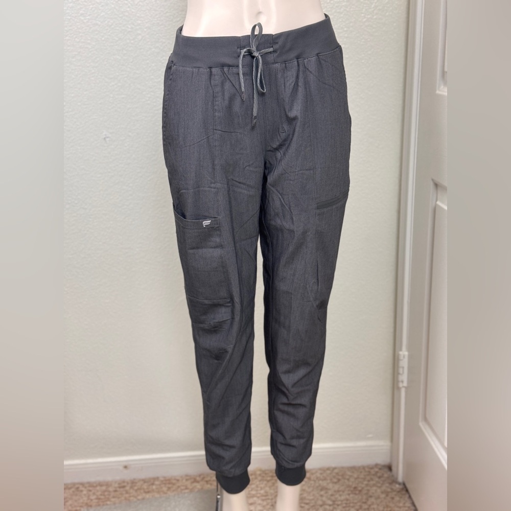 Figs Womens Zamora Scrub Joggers Size Small Gray